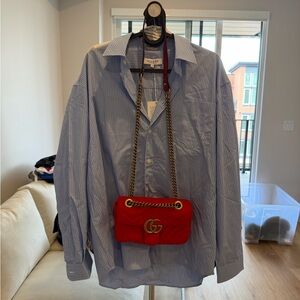 Cross body red velvet bag